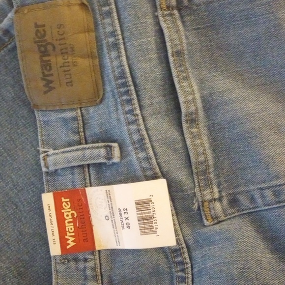 Wrangler Authentic Jeans - Picture 4 of 4
